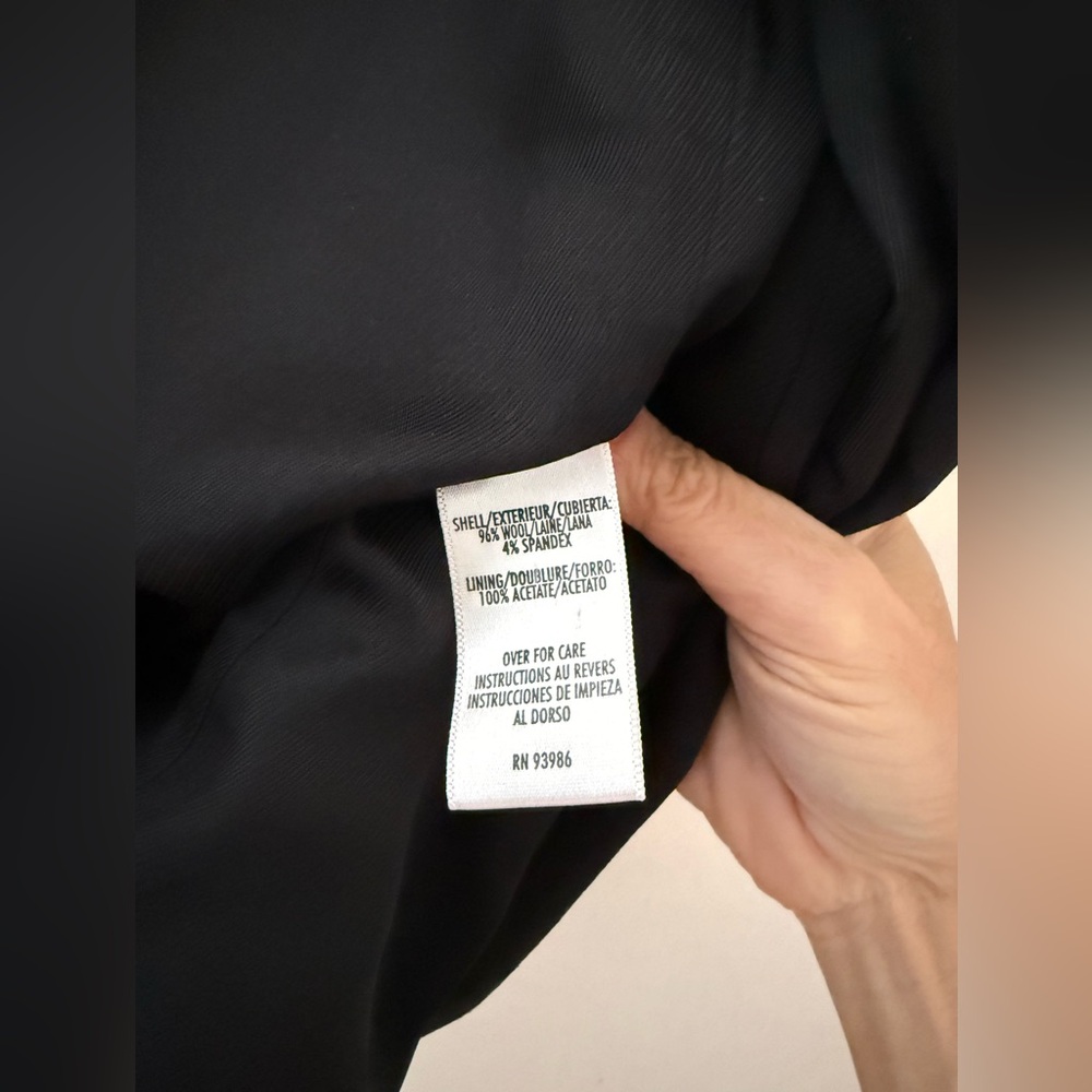 Petite Sophisticate Black Women's Tailored Blazer, Size S - Picture 5 of 5